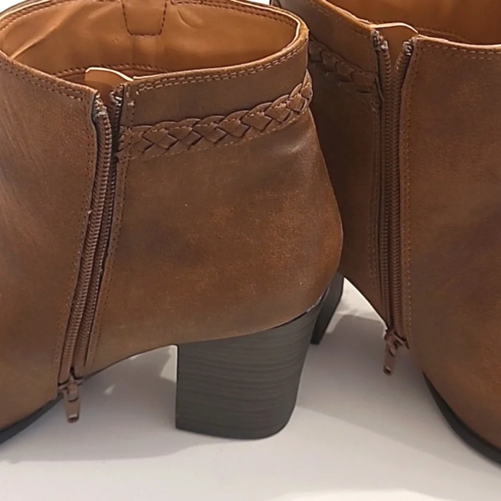 Esprit Rowdy Ankle Boot Square Chunky Block Heel Tassel Zip Up Round Toe Braided